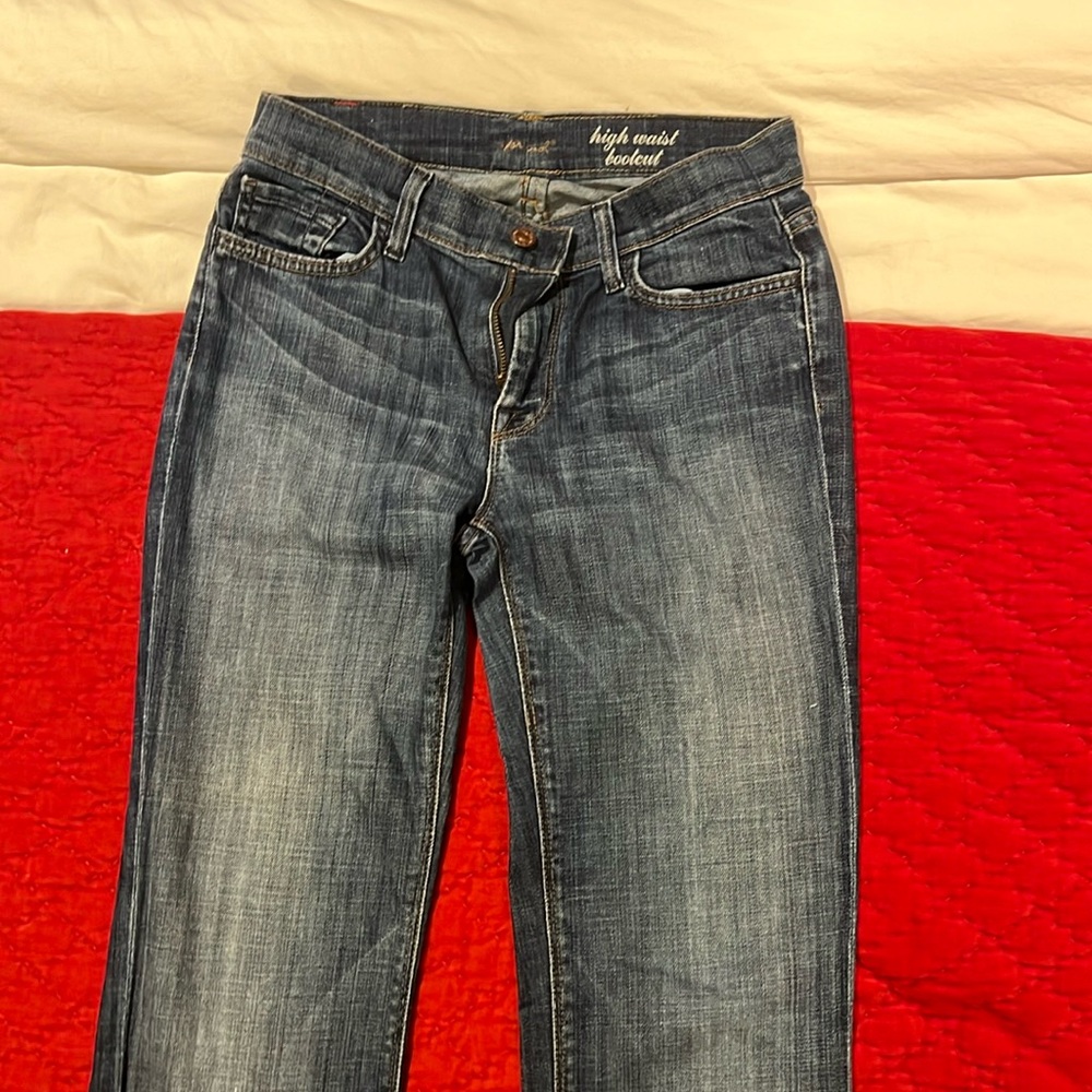 Woman’s 7 for all mankind jeans size 28